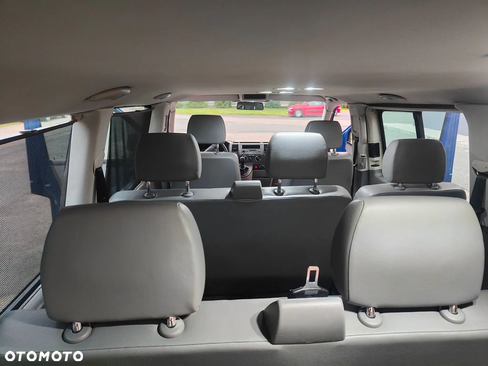 Volkswagen Caravelle - 21