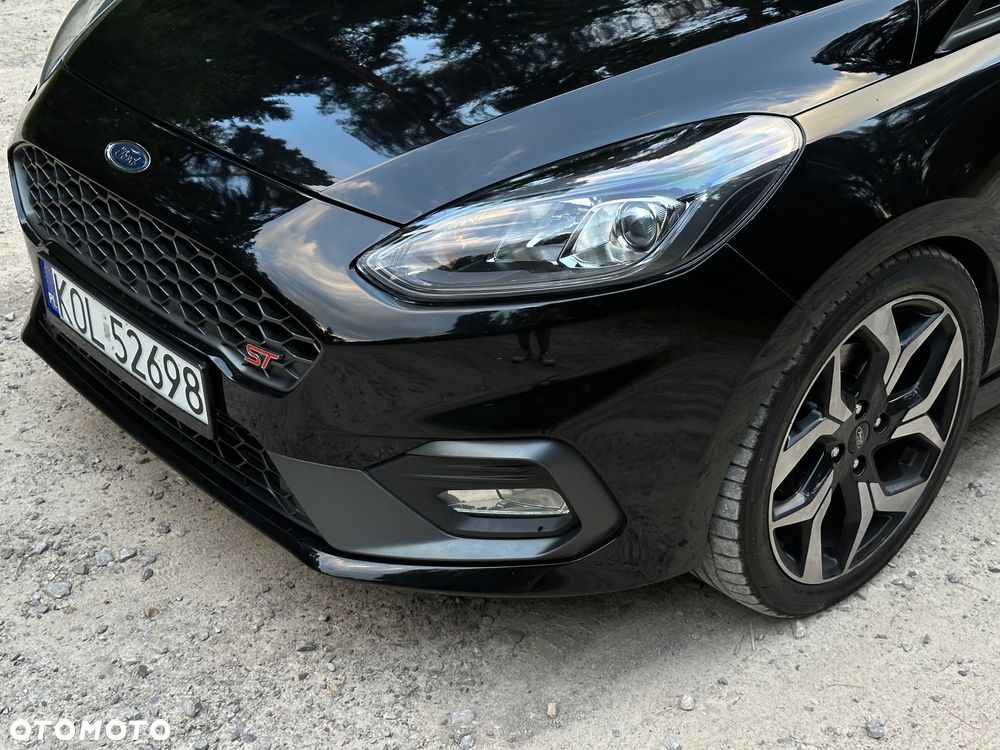 Ford Fiesta 1.5 EcoBoost S&S ST X - 12