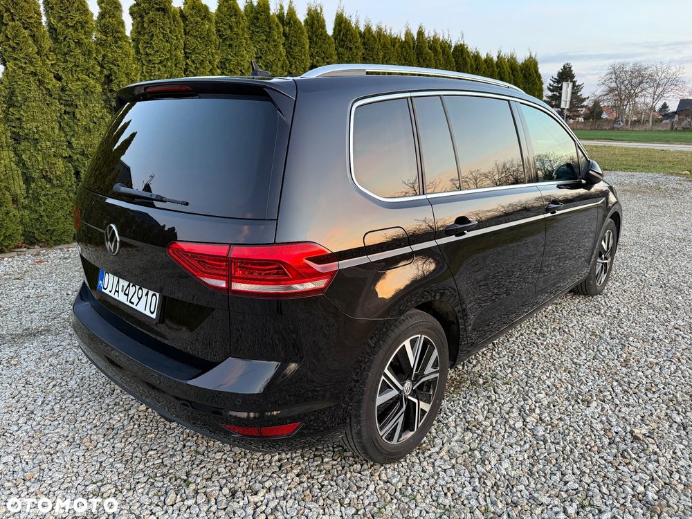 Volkswagen Touran 2.0 TDI SCR DSG Highline - 8