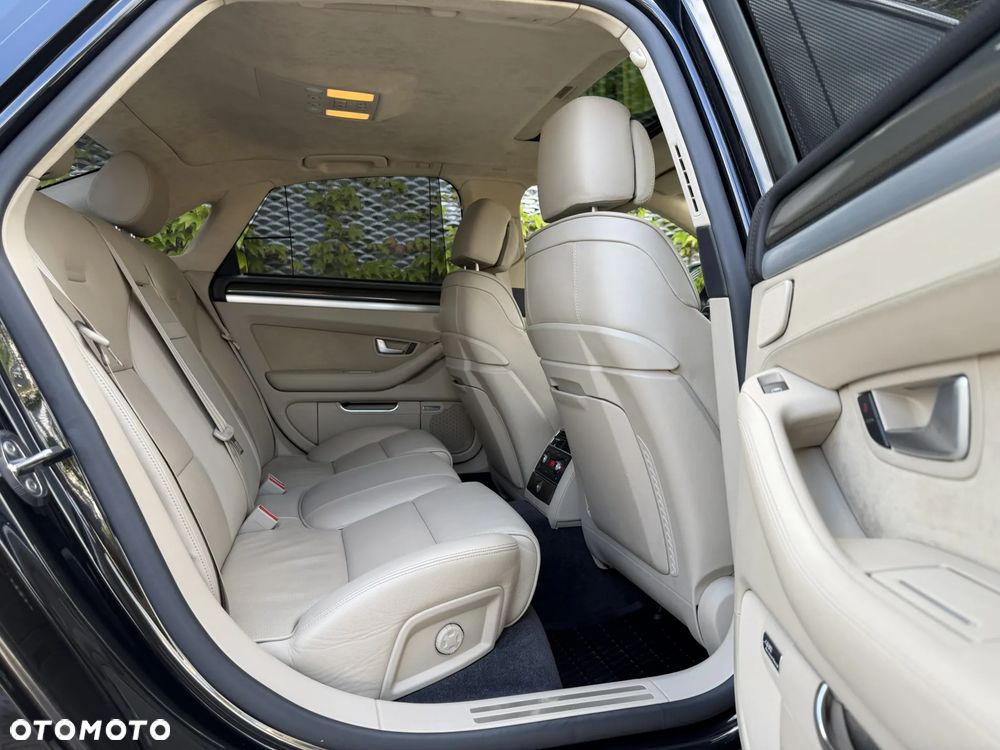 Audi S8 5.2 FSI Quattro - 14