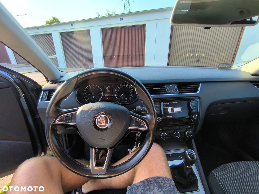 Skoda Octavia 1.6 TDI Ambition - 8