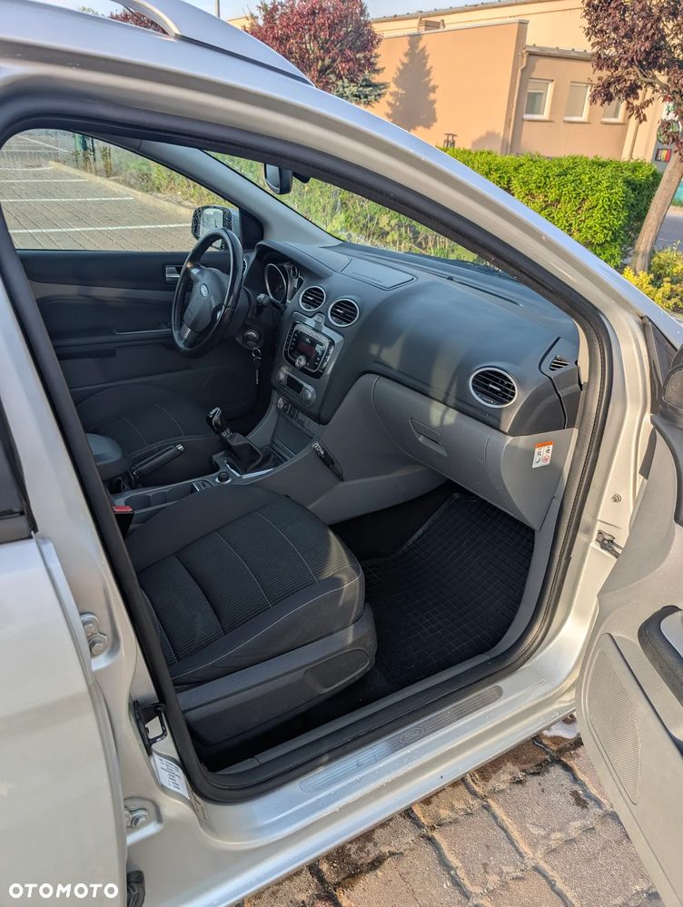 Ford Focus 2.0 Titanium EU5 - 18