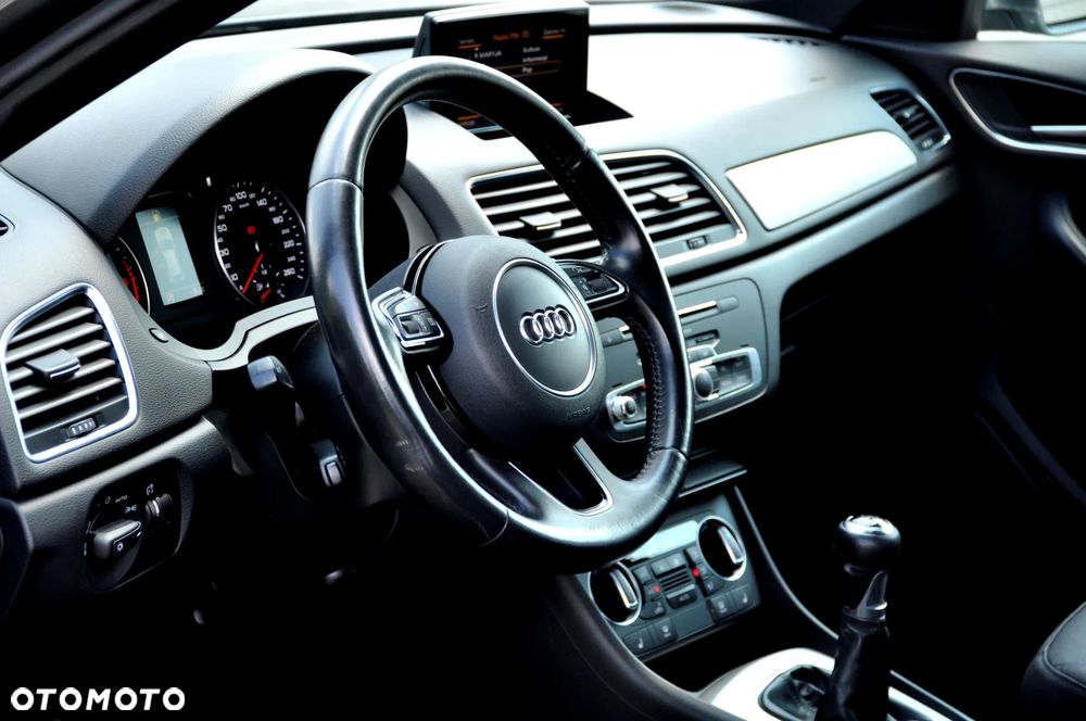 Audi Q3 2.0 TDI Design - 28