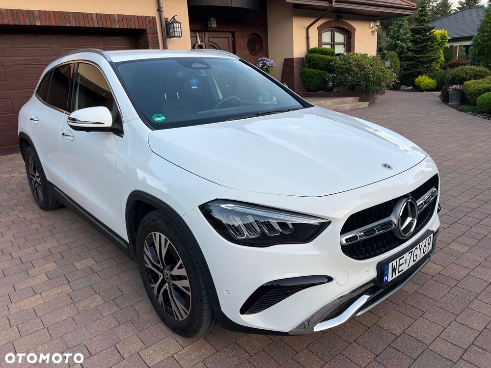 Mercedes-Benz GLA 220 d 4Matic 8G-DCT - 8