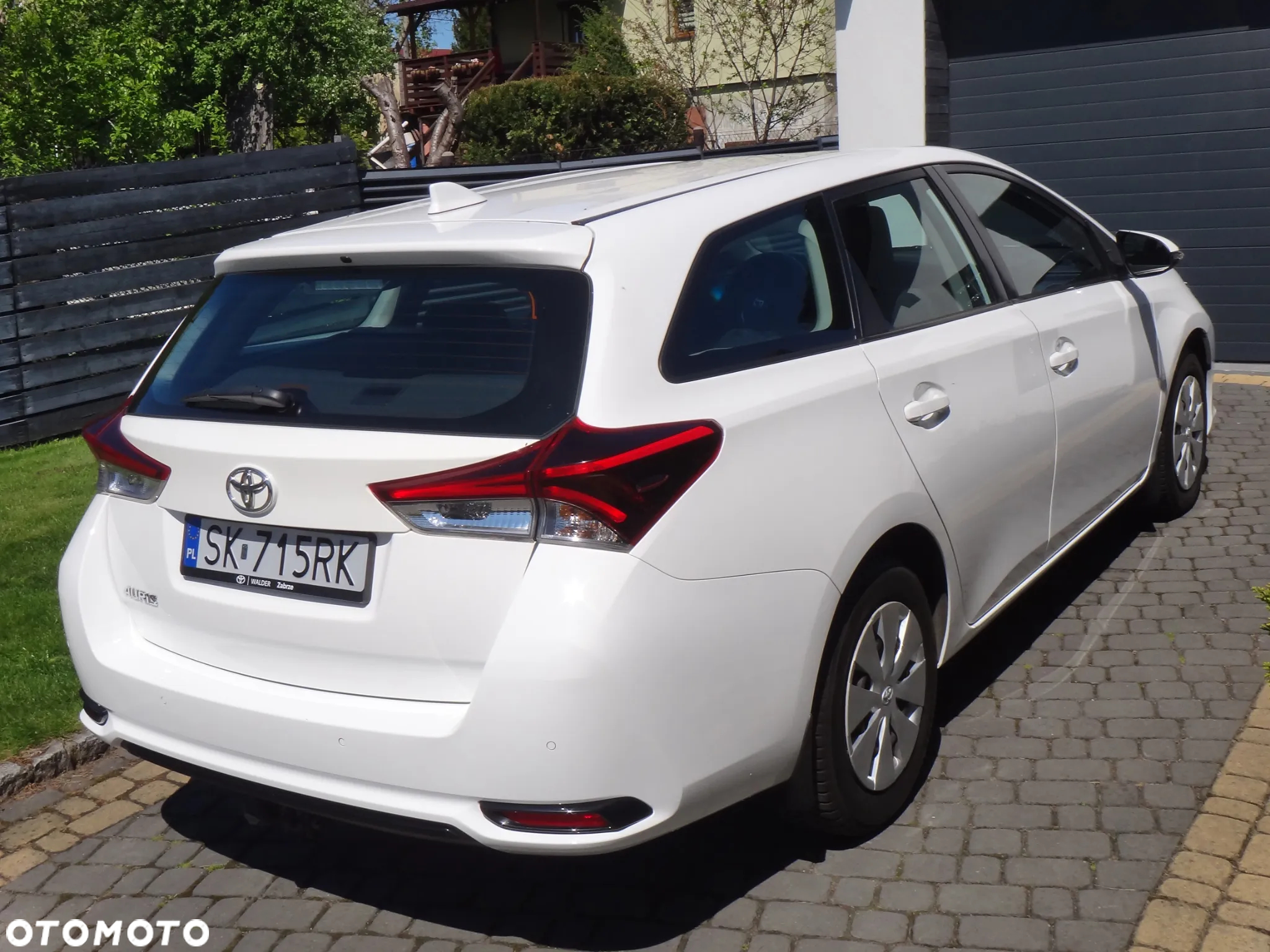 Toyota Auris - 5