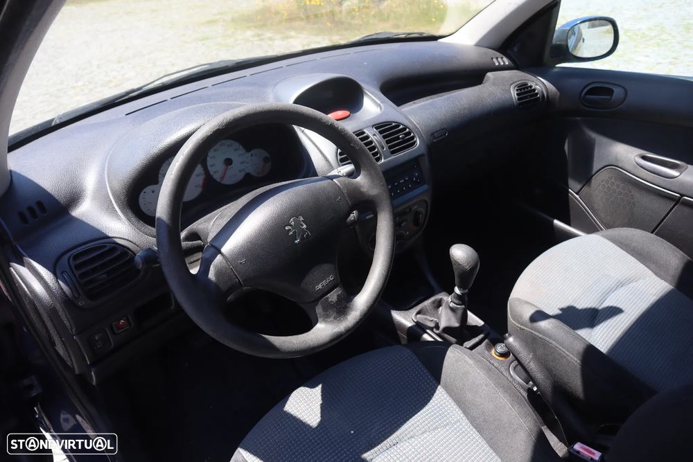 Peugeot 206 1.1 XR Présence - 9
