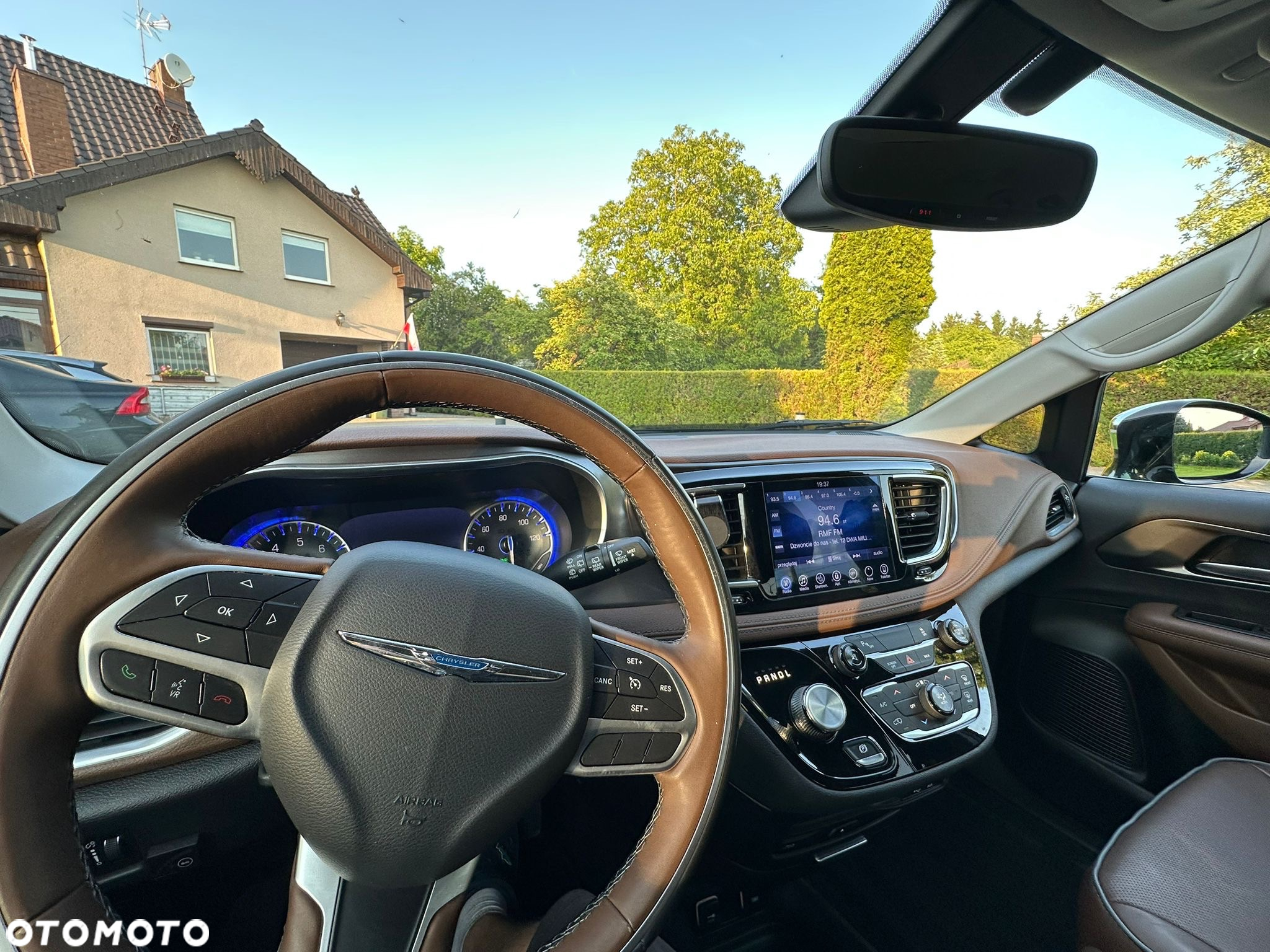 Chrysler Pacifica - 21