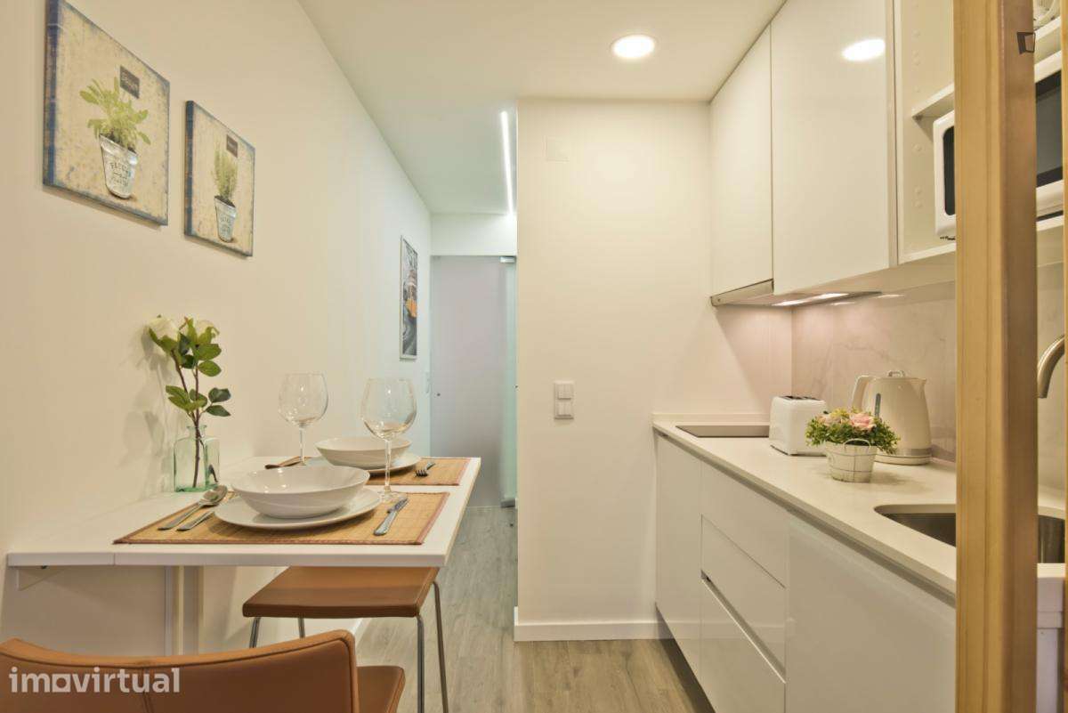 Apartamento com 1 quartos - localizado em Princípe Real Lisbon - Grande imagem: 2/35