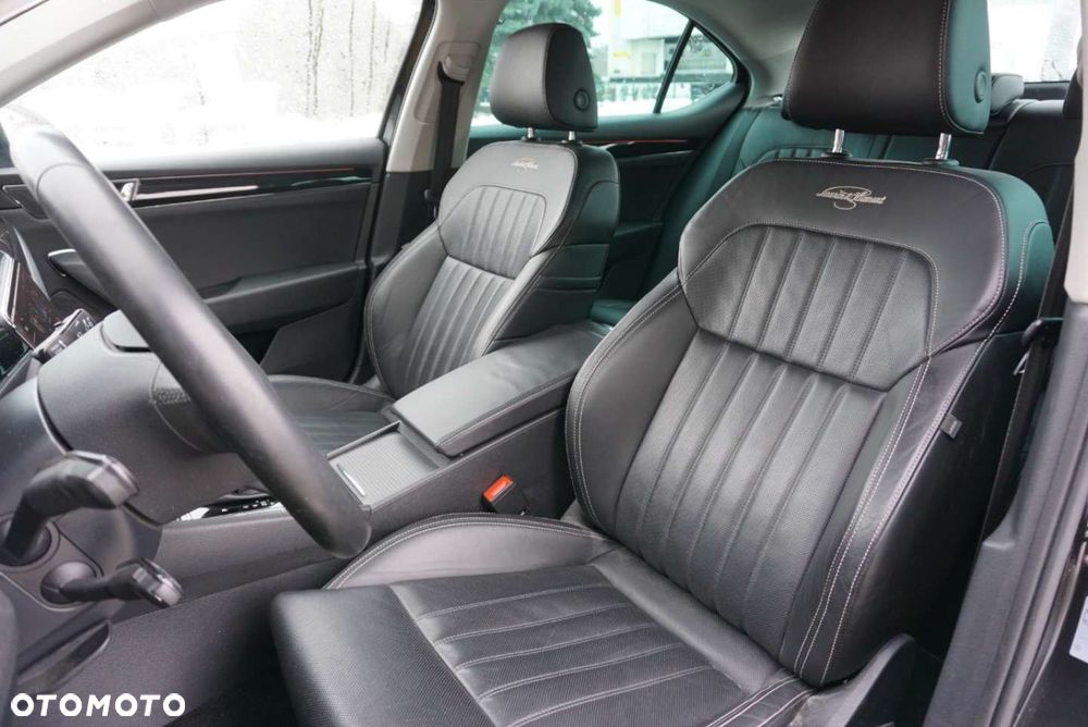 Skoda Superb 2.0 TSI 4x4 L&K DSG - 9