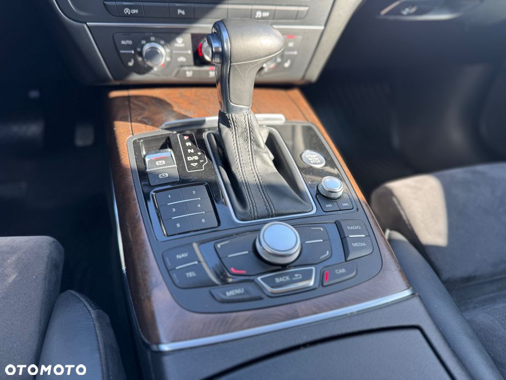 Audi A6 Avant 3.0 TDI DPF quattro S tronic sport selection - 24