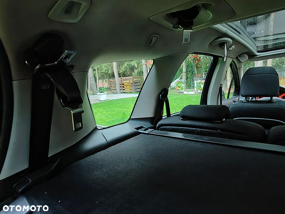 Peugeot 308 1.6 HDi Premium - 19