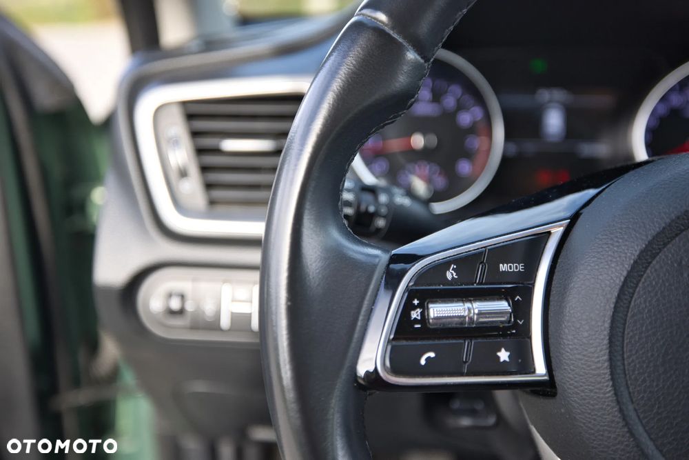 Kia Ceed 1.5 T-GDI M - 11