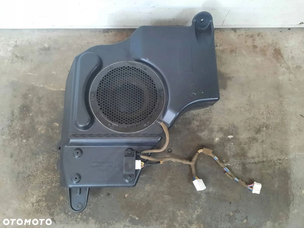 GŁOŚNIK SUBWOOFER 05064979AA JEEP COMPASS I 05064979AA - 1