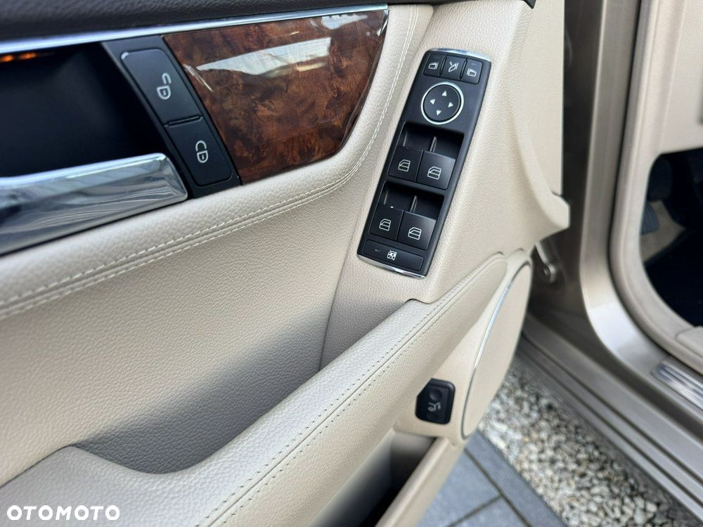 Mercedes-Benz Klasa C - 26