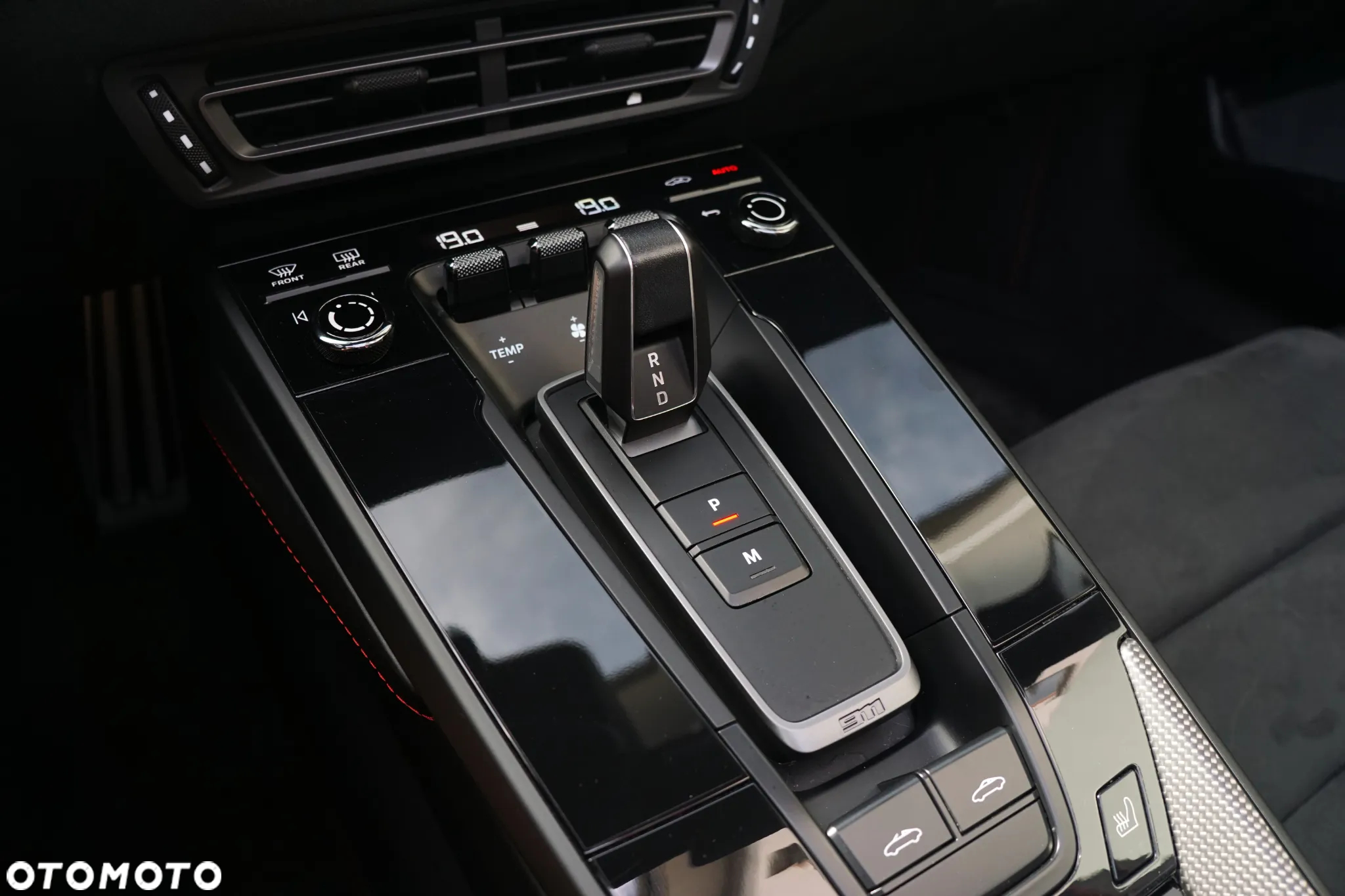 Porsche 911 Targa 4 GTS - 19