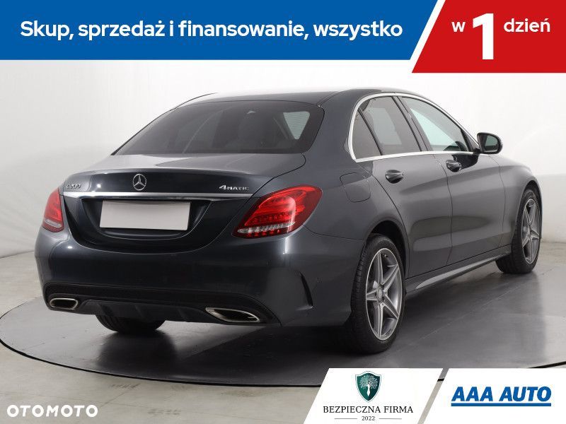 Mercedes-Benz Klasa C - 7