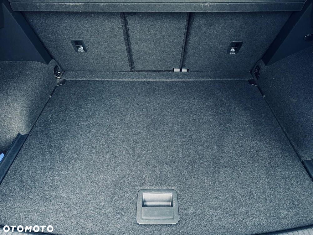 Volkswagen Tiguan - 11