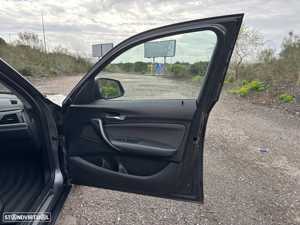 BMW 116 d Line Urban - 22