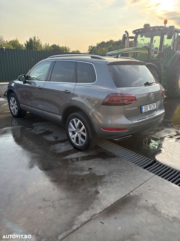 Volkswagen Touareg - 4