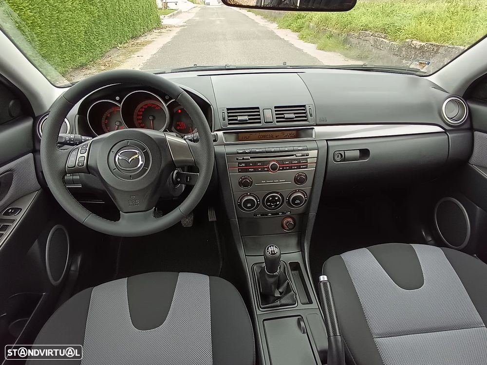 Mazda 3 Hatchback MZR 1.6 CD Sport - 10