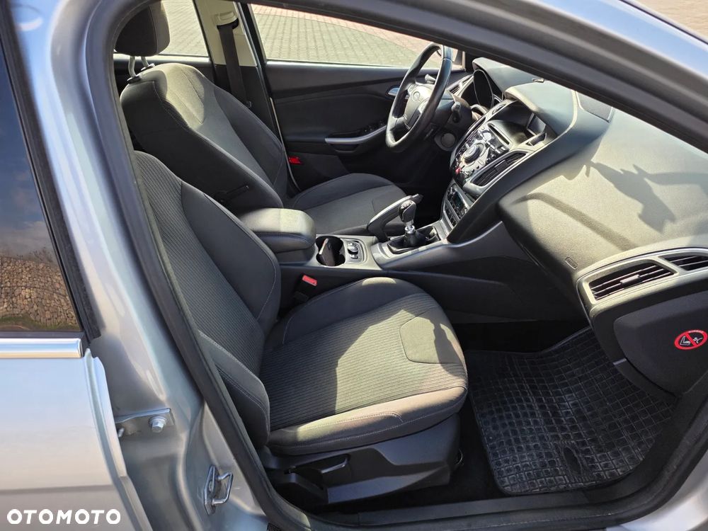 Ford Focus 1.6 EcoBoost Start-Stopp-System Titanium - 12