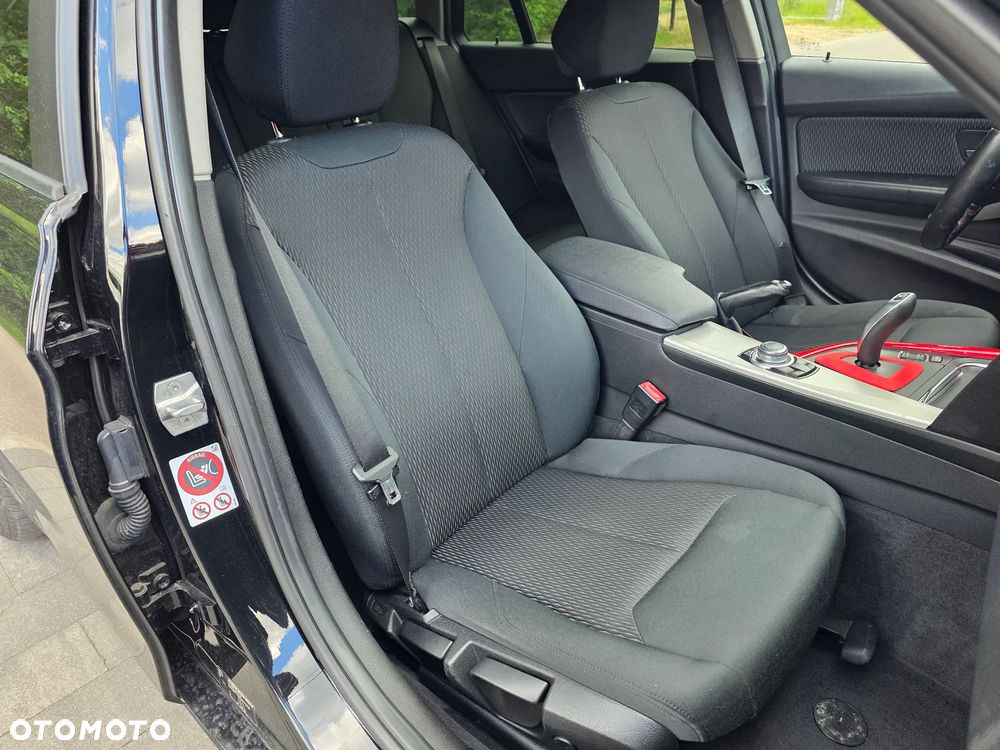 BMW Seria 3 - 21