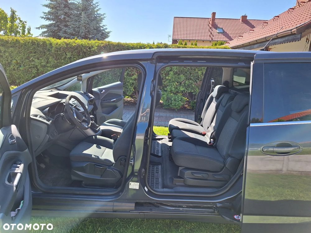 Ford Grand C-MAX - 9