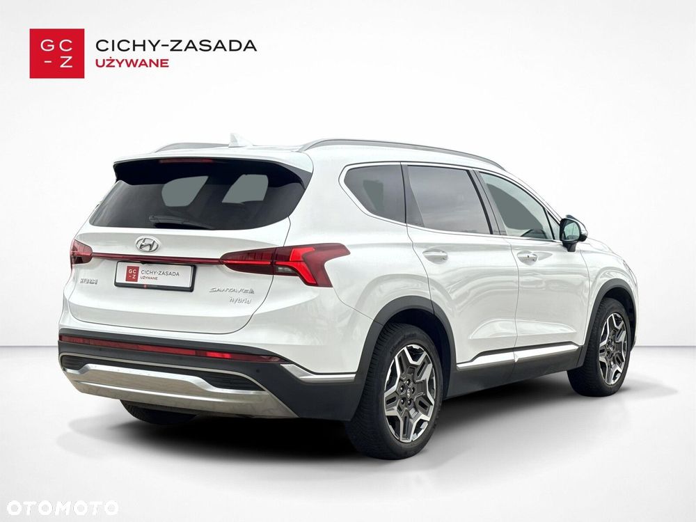 Hyundai Santa Fe - 5