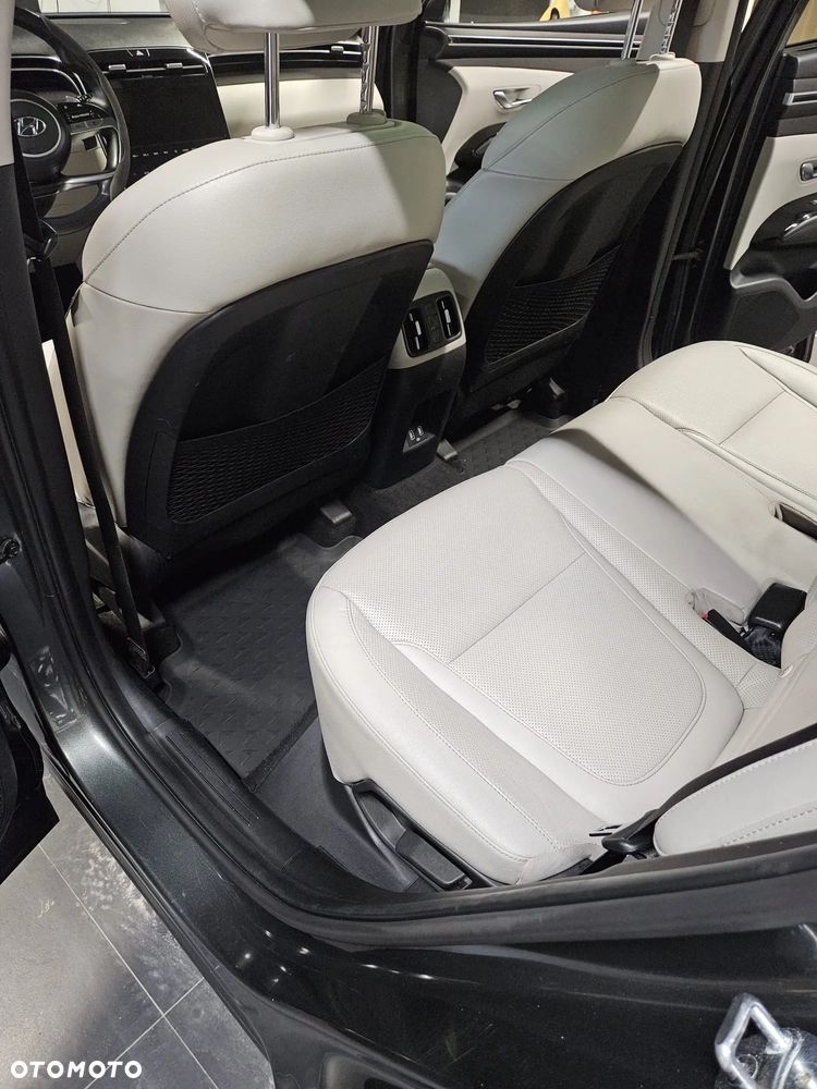 Hyundai Tucson 1.6 T-GDi 48V Platinum 4WD DCT - 14