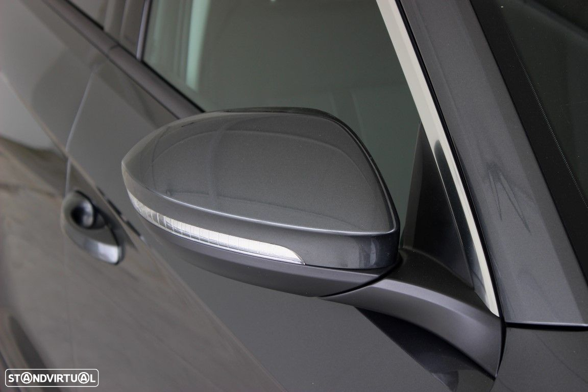 VW T-Roc 1.5 TSI Life DSG - 7