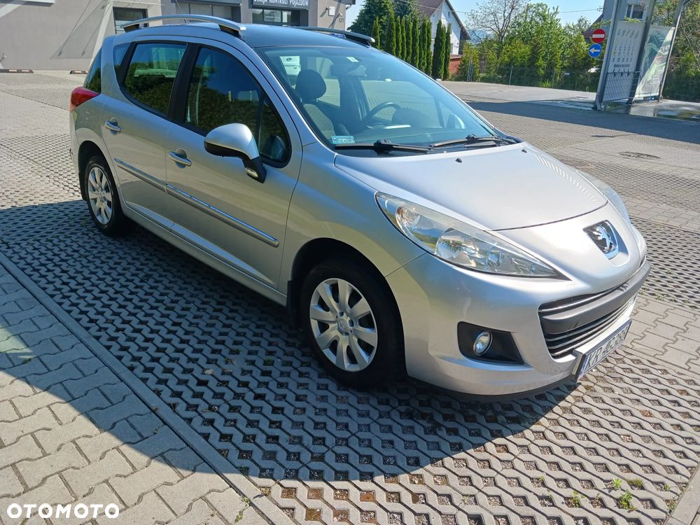 Peugeot 207 1.4 16V Trendy - 4
