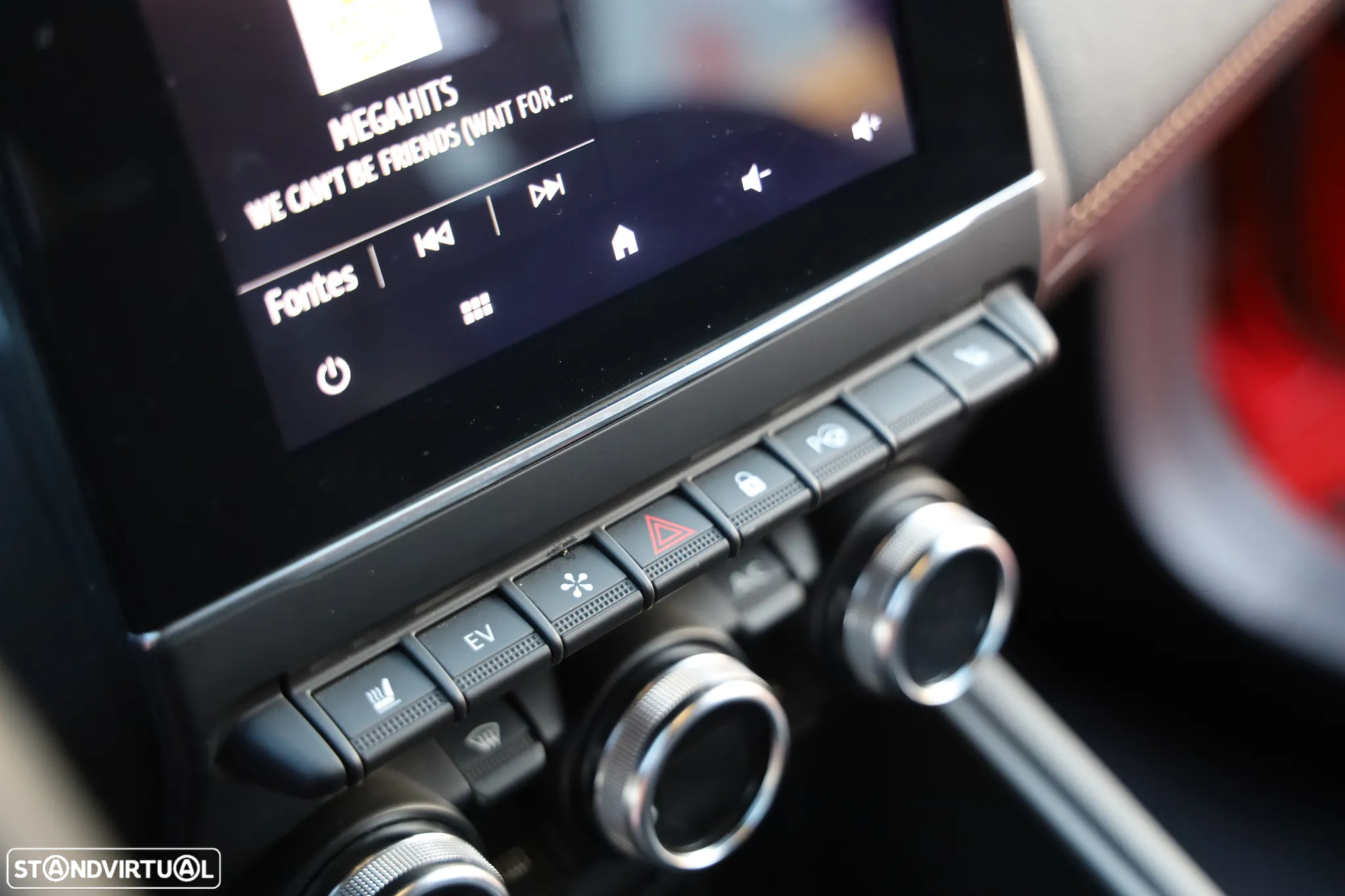 Renault Captur 1.6 E-Tech Plug-In Initiale Paris - 26