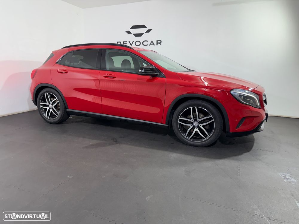 Mercedes-Benz GLA 180 d AMG Line - 36