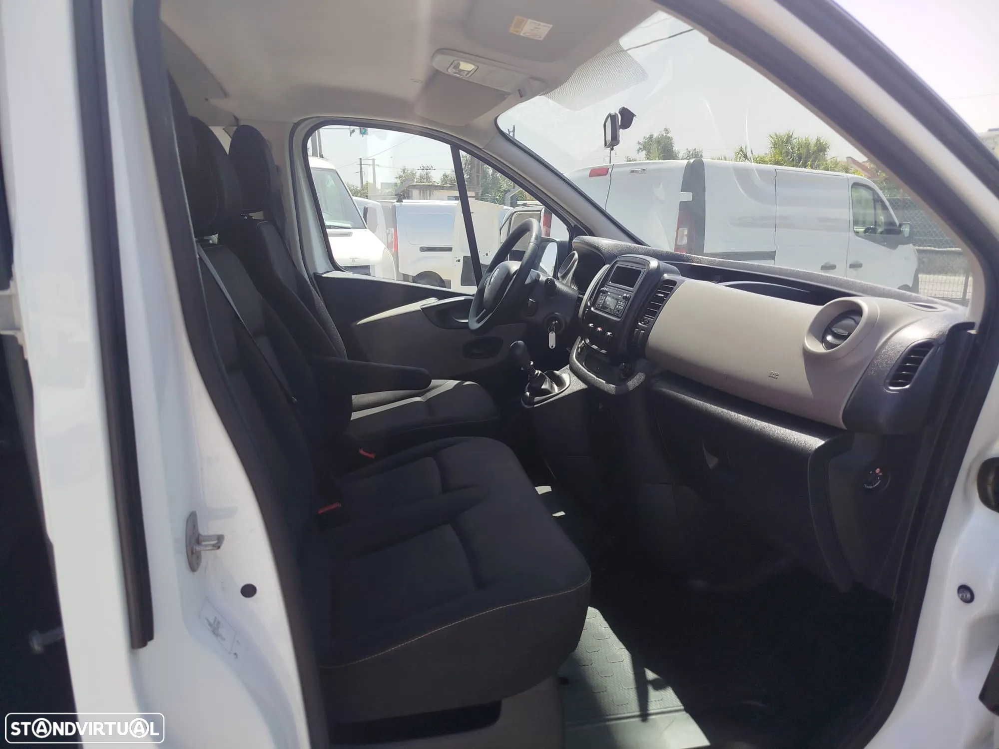 Renault Trafic 1.6 dCi L2H1 1.0T G.Intens - 13