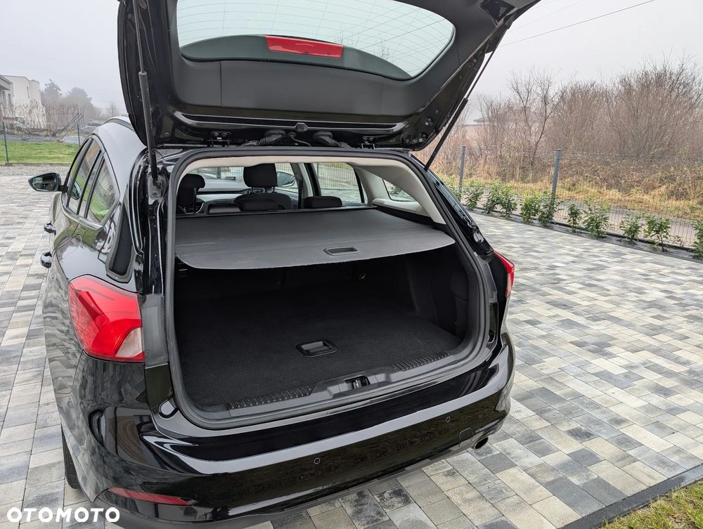 Ford Focus 1.5 EcoBlue Connected - 13