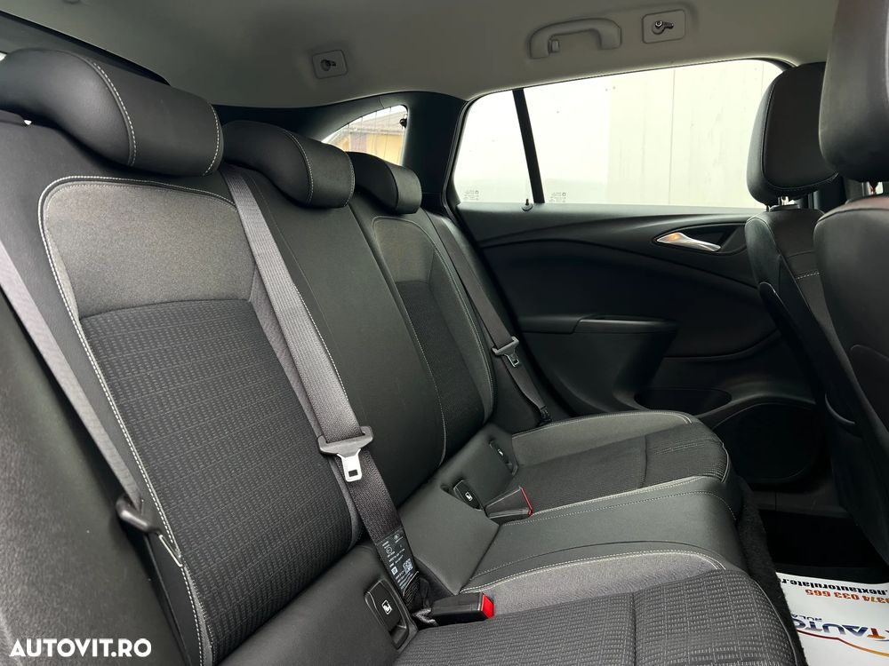 Opel Astra 1.5 D Start/Stop Sports Tourer Automatik Elegance - 7