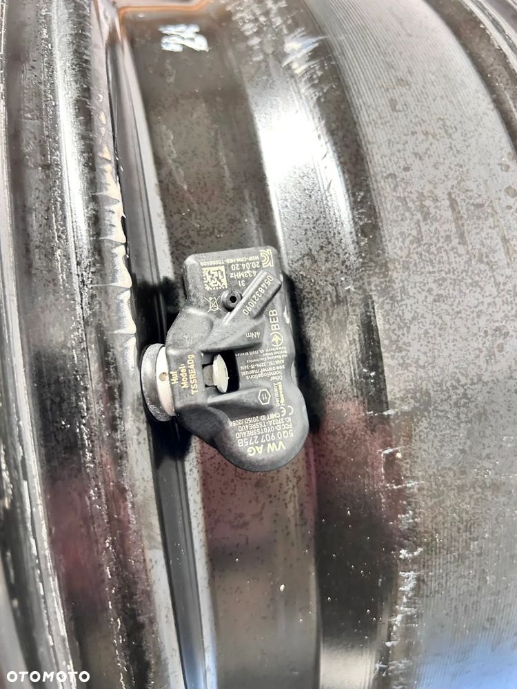 4 FELGI STAL. VW PASSAT B8, SKODA SUPERB, OCTAVIA 3 16'' +TPMS  6,5J  ET41 - 6