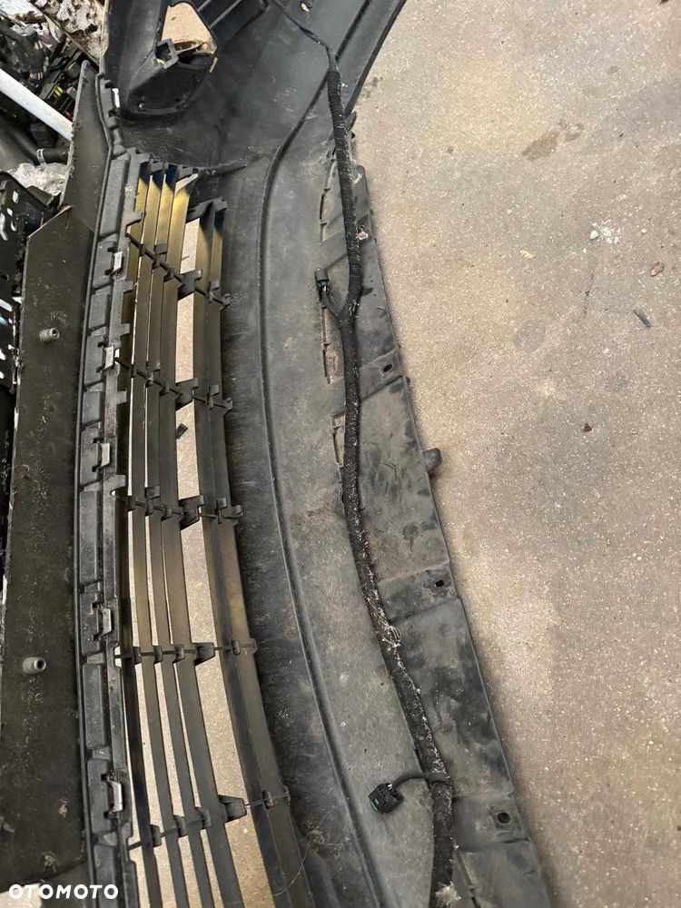 Instalacja parktroników PDC Opel Crossland przód