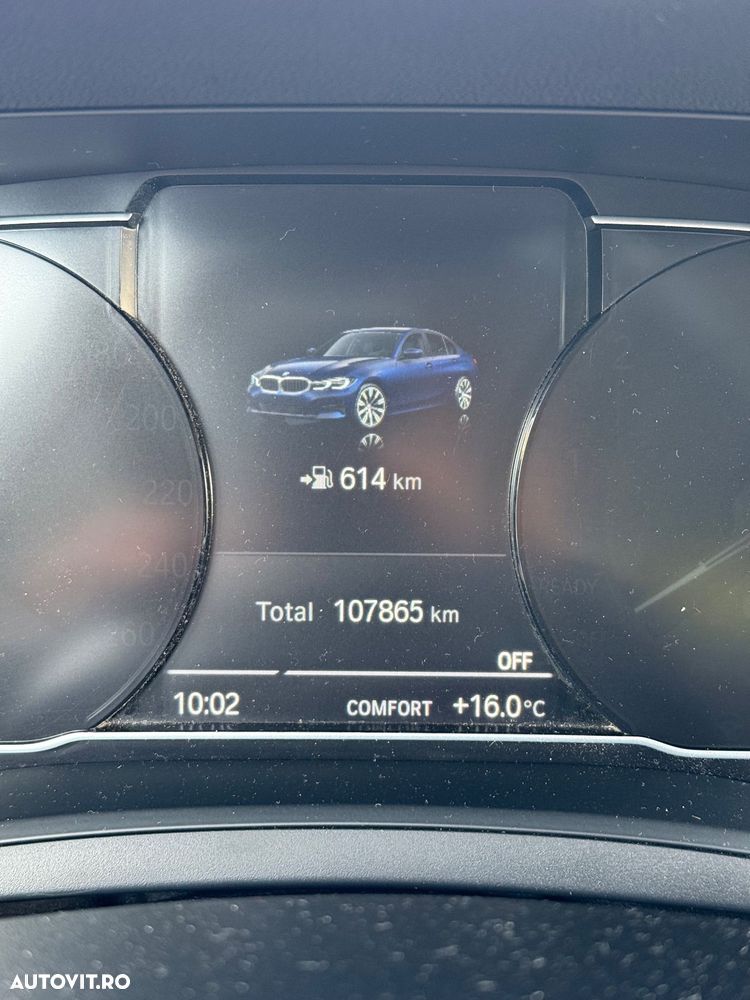 BMW Seria 3 330i xDrive AT - 7