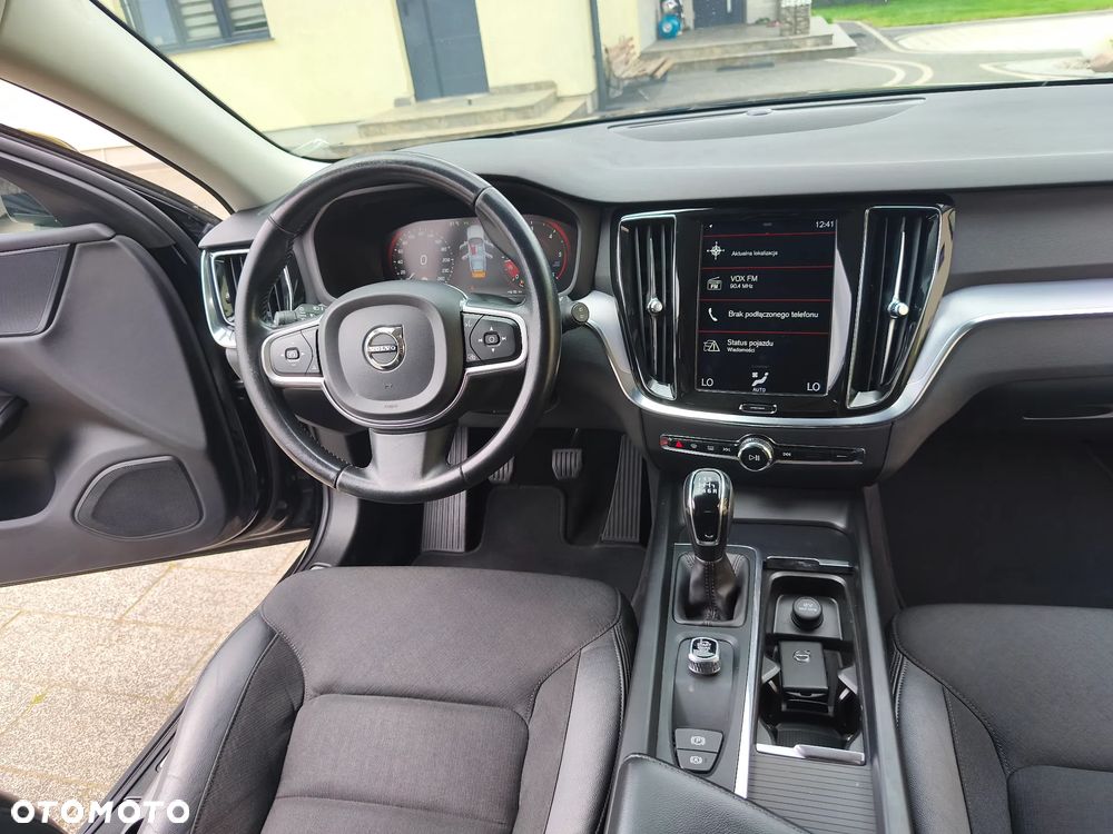 Volvo V60 D3 Momentum Core - 21