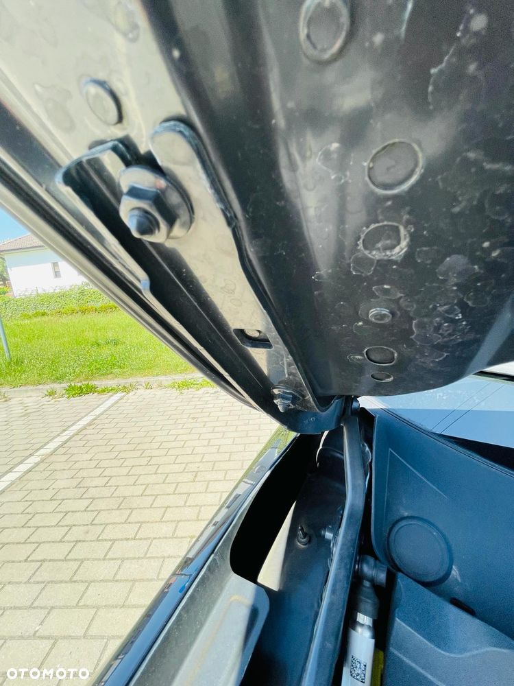Volkswagen Tiguan 2.0 TDI SCR 4MOTION DSG Highline - 29