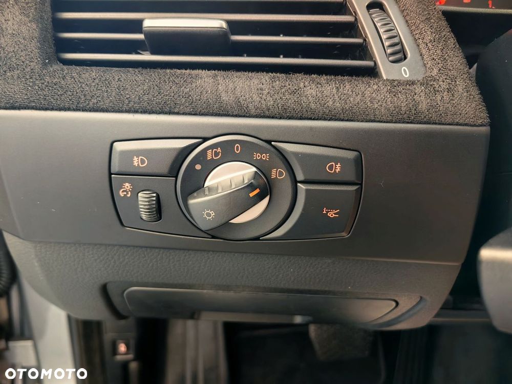 BMW Seria 5 525i Edition Exclusive - 14