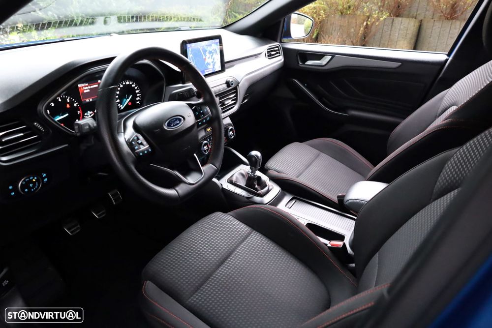Ford Focus 1.0 EcoBoost MHEV ST-Line - 49