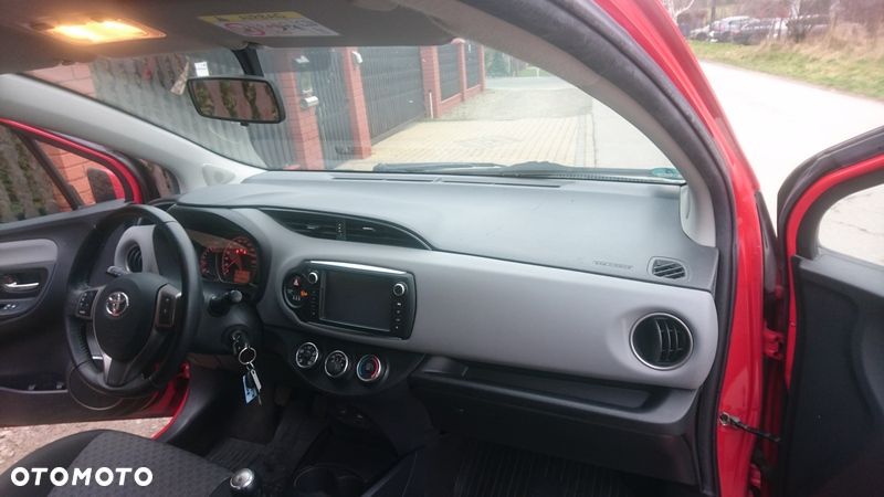 Toyota Yaris - 8