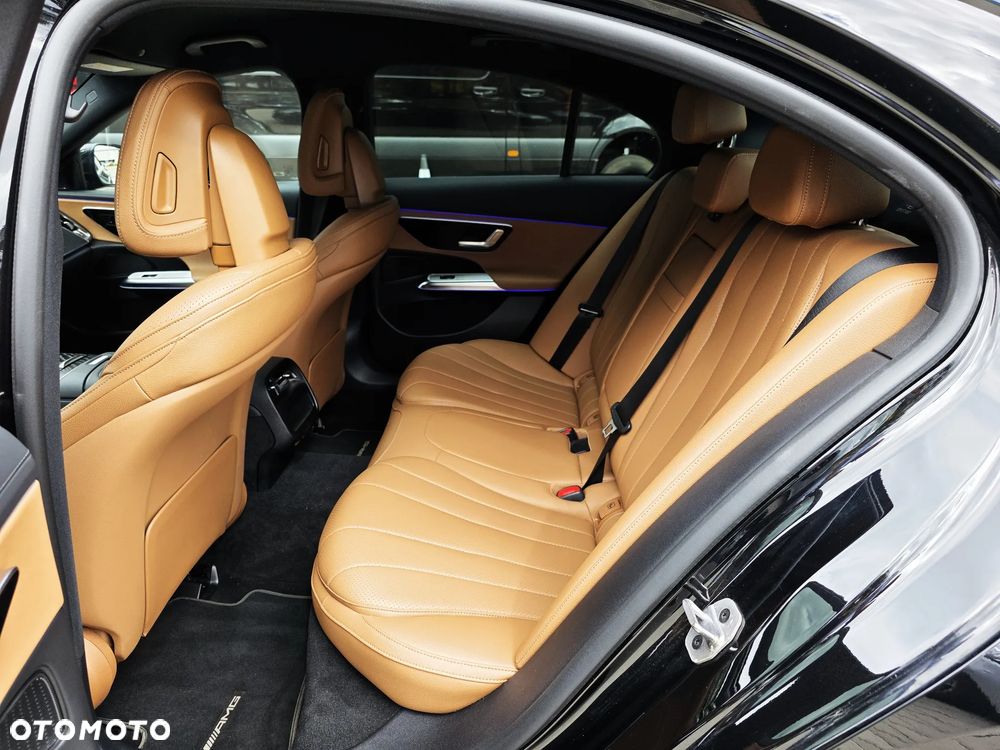 Mercedes-Benz Klasa E 220 d mHEV 4-Matic AMG 9G-Tronic - 16