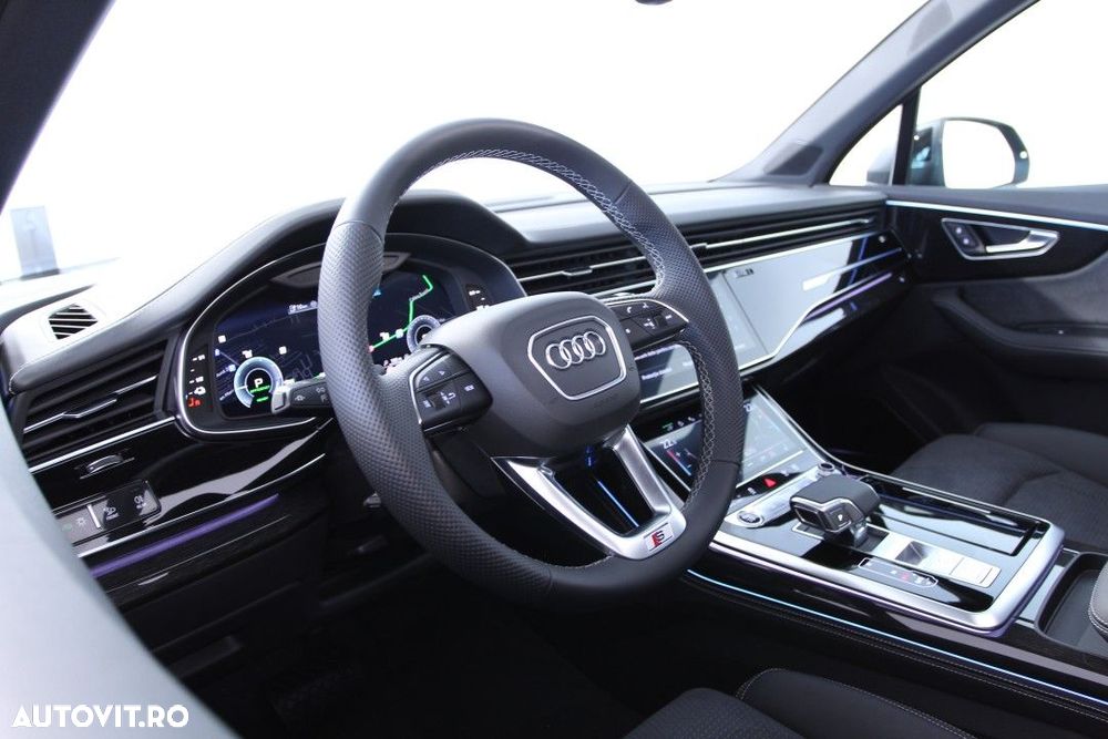 Audi Q7 - 10