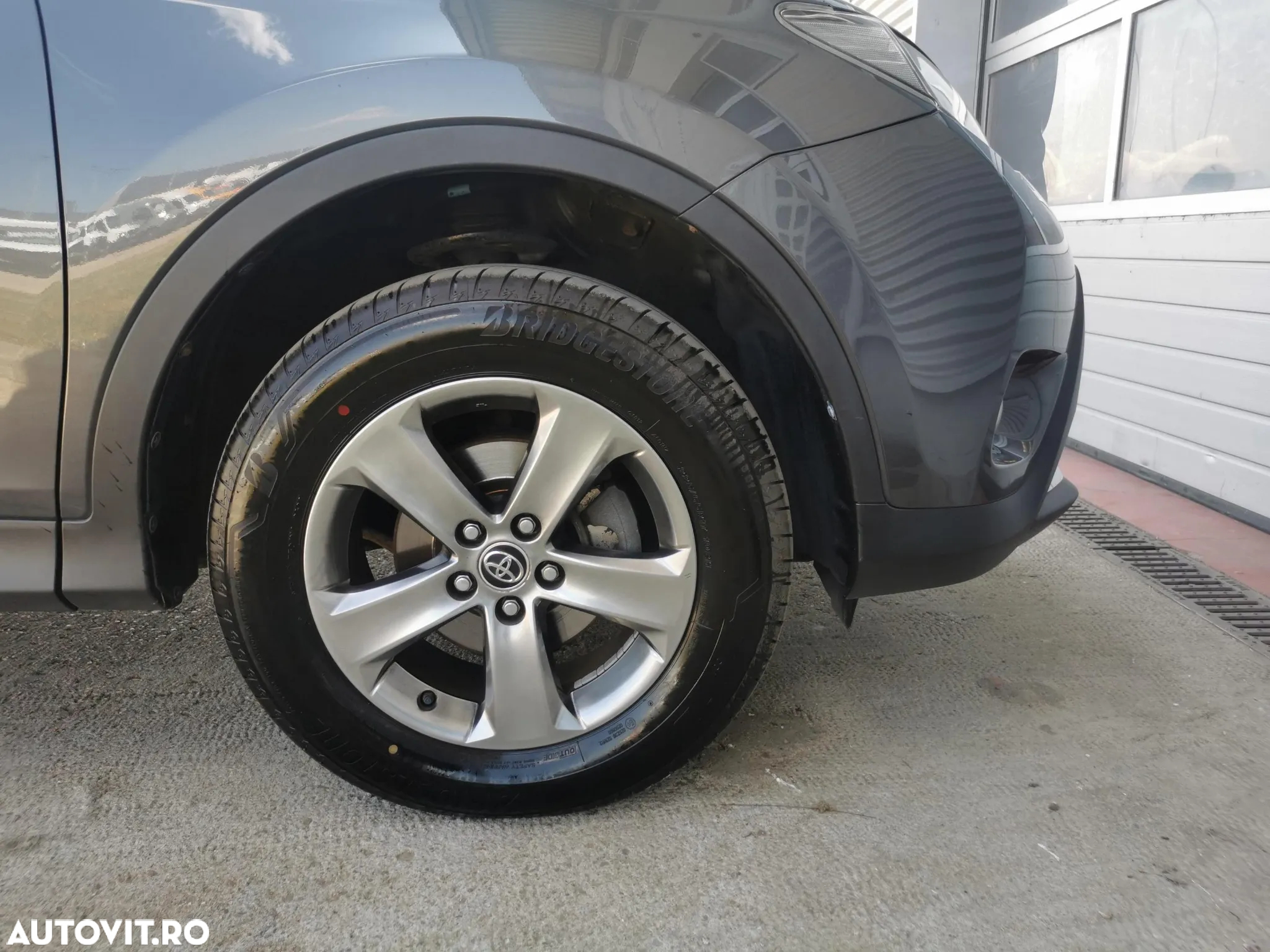Toyota RAV4 2.0 D-4D 2WD Comfort - 16
