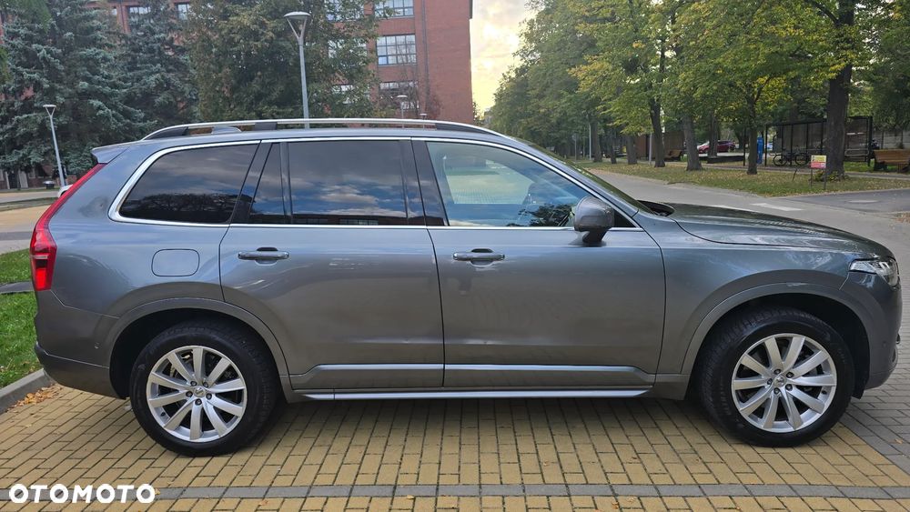 Volvo XC 90 - 7