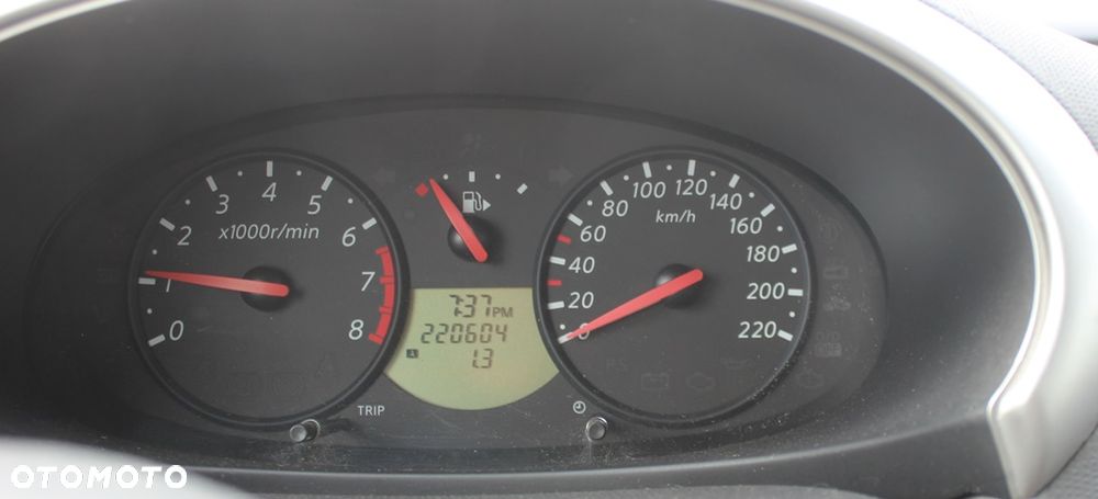 Nissan Micra - 7
