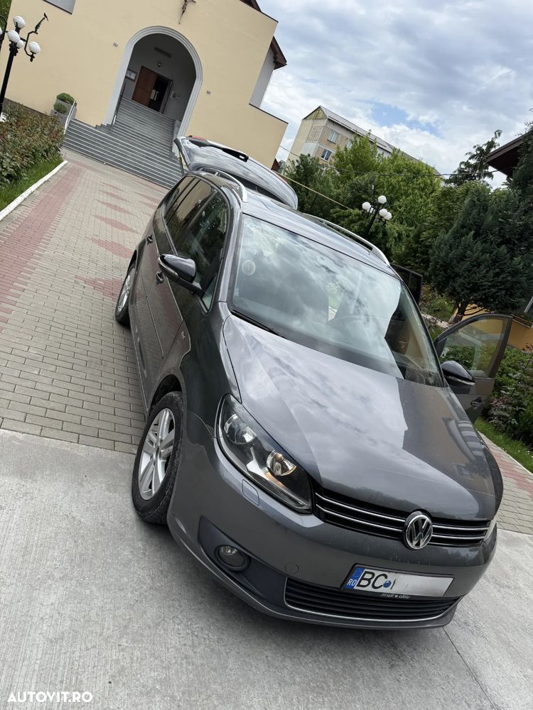 Volkswagen Touran - 15